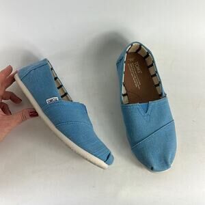 Toms flats us kids girls size 5.5 sky blue white slip on classic lightweight